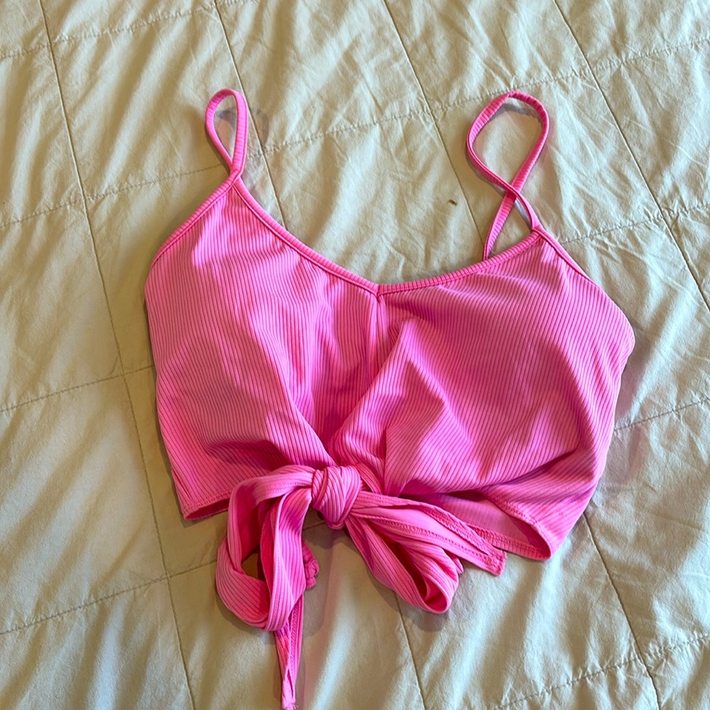 Kortni Jeane Top size Medium